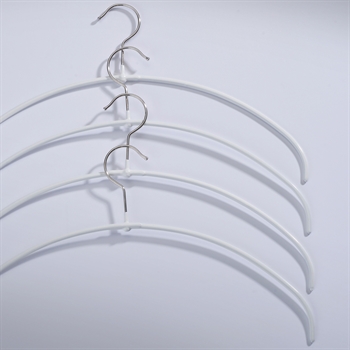 On Living Lady Hanger 4's, 40cm